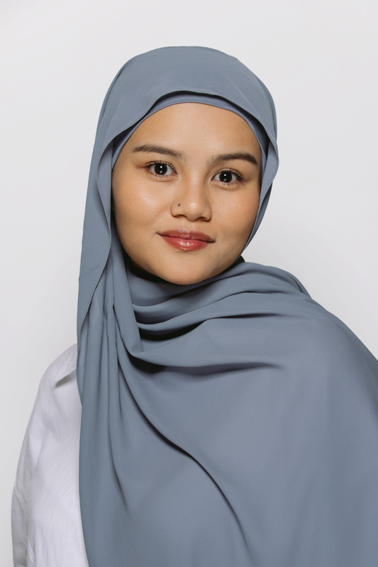 Mavi — Instant Chiffon Hijab with Built-in Magnets