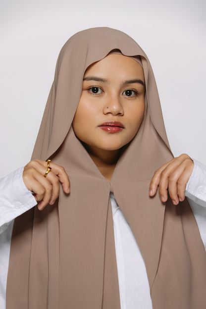 Praline — Instant Chiffon Hijab with Built-in Magnets