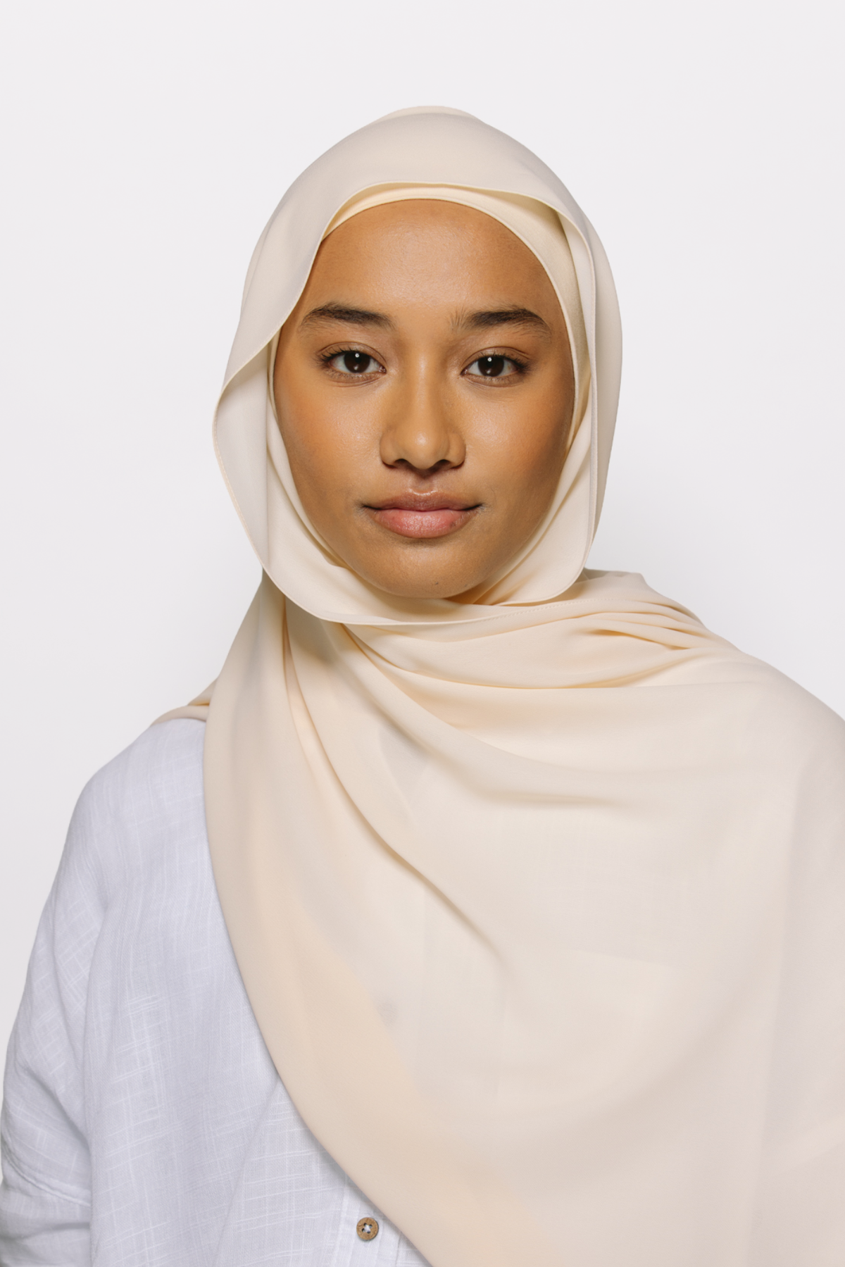 Shell — Instant Chiffon Hijab with Built-in Magnets